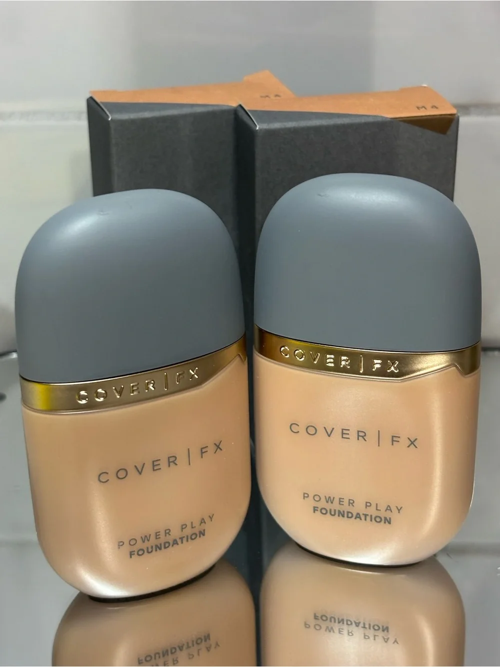 (2-piece) Cover FX Power Play Foundation M4 Medium Olive-Golden
